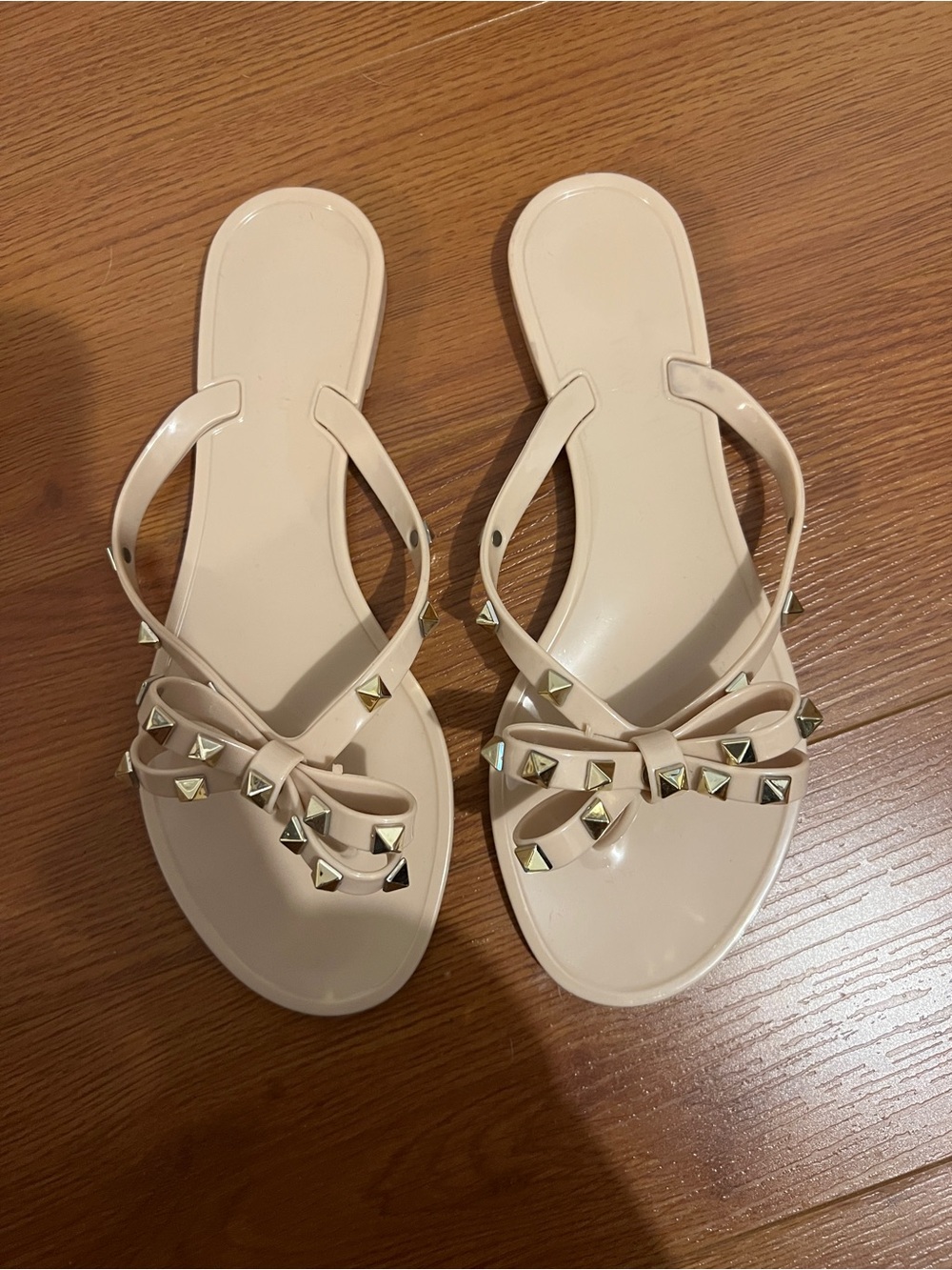 Women’s Cream Bow Jelly Sandals with Gold Studs